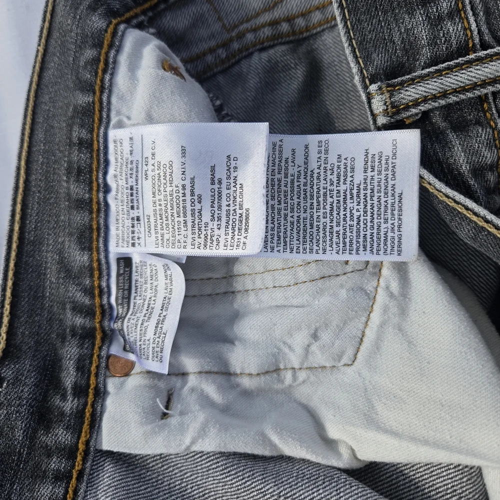Levi's Men's Relaxed Gray Jeans